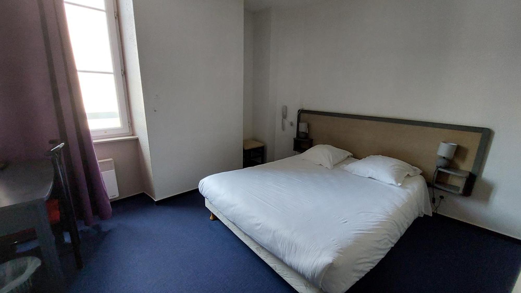 Hotel De France Еспалион Екстериор снимка