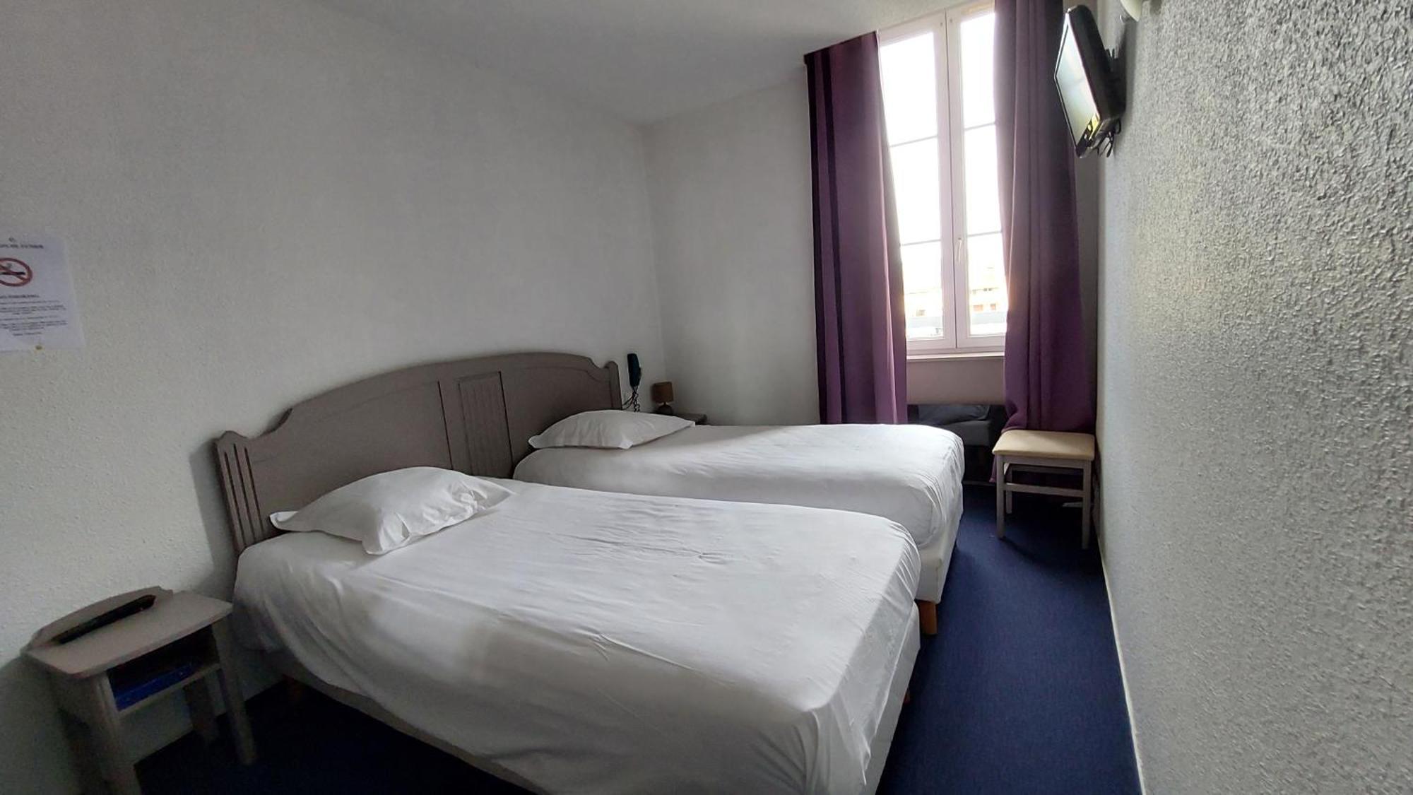 Hotel De France Еспалион Екстериор снимка