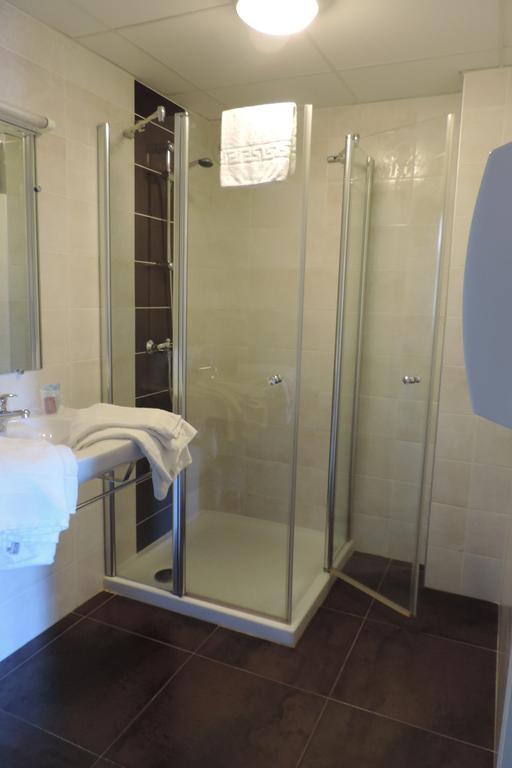 Hotel De France Еспалион Екстериор снимка