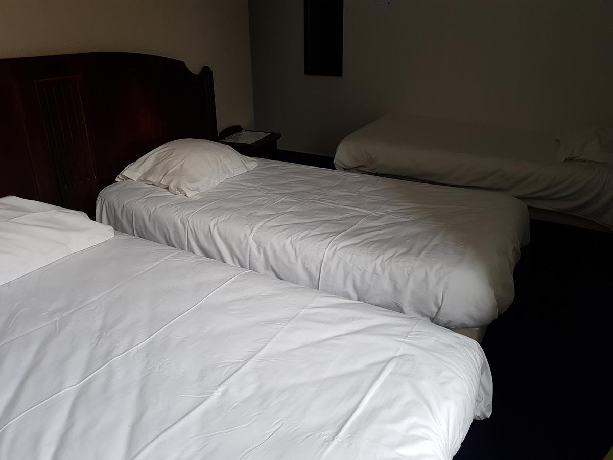 Hotel De France Еспалион Екстериор снимка
